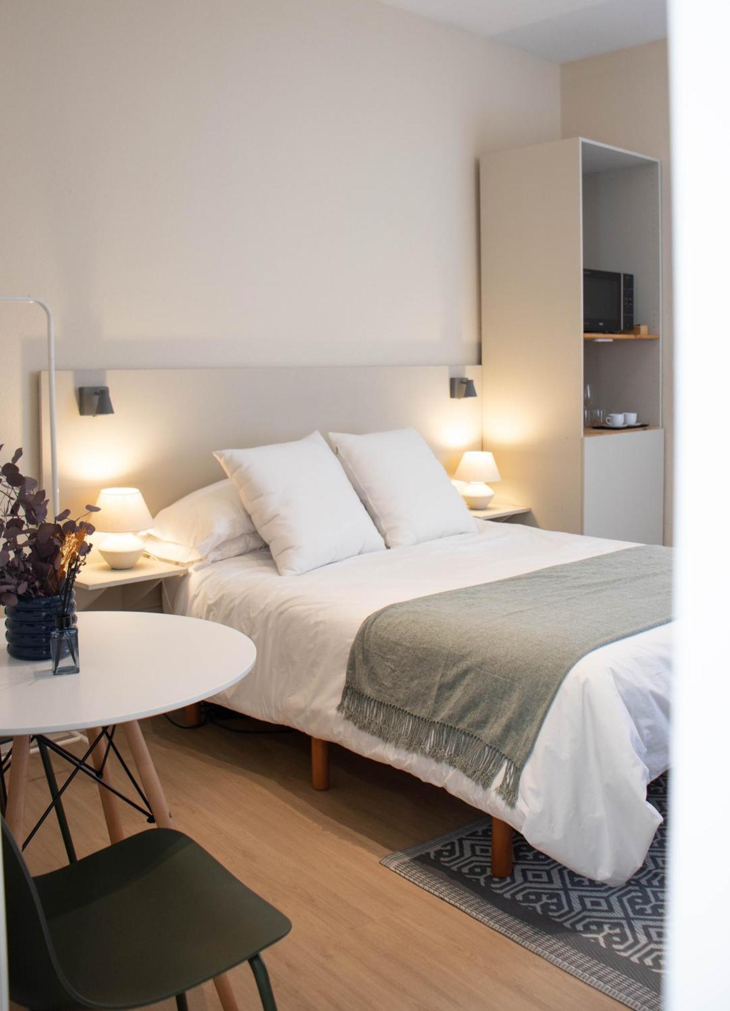 Apartamentos アルバセテ エクステリア 写真